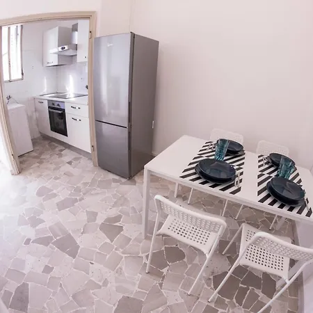 Unyca - 4 Bedroom In Apartmán