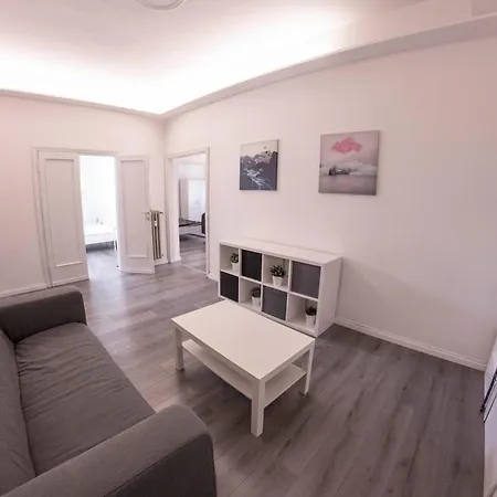 Unyca - 4 Bedroom In Apartmán Florencie